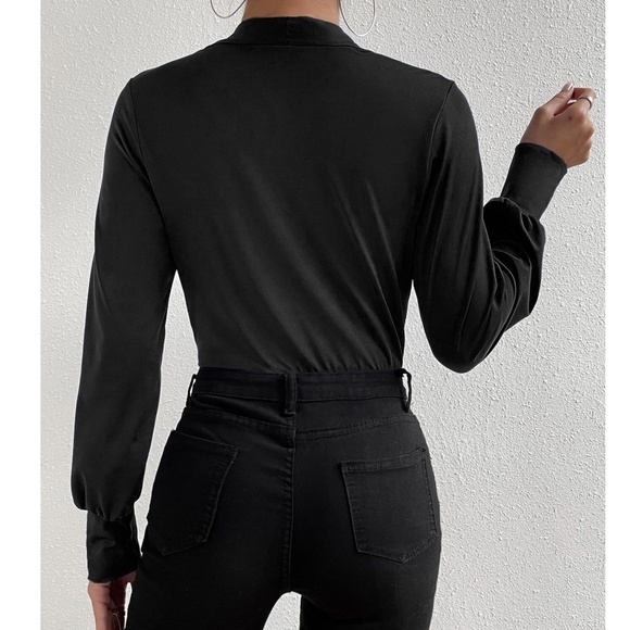 Luxe Black Plunging Neck Long Sleeve Bodysuit - Picture 6 of 7